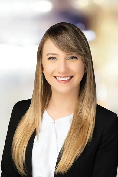 Portrait of Talon Zinger, Home Marketing Consultant | REALTOR®.